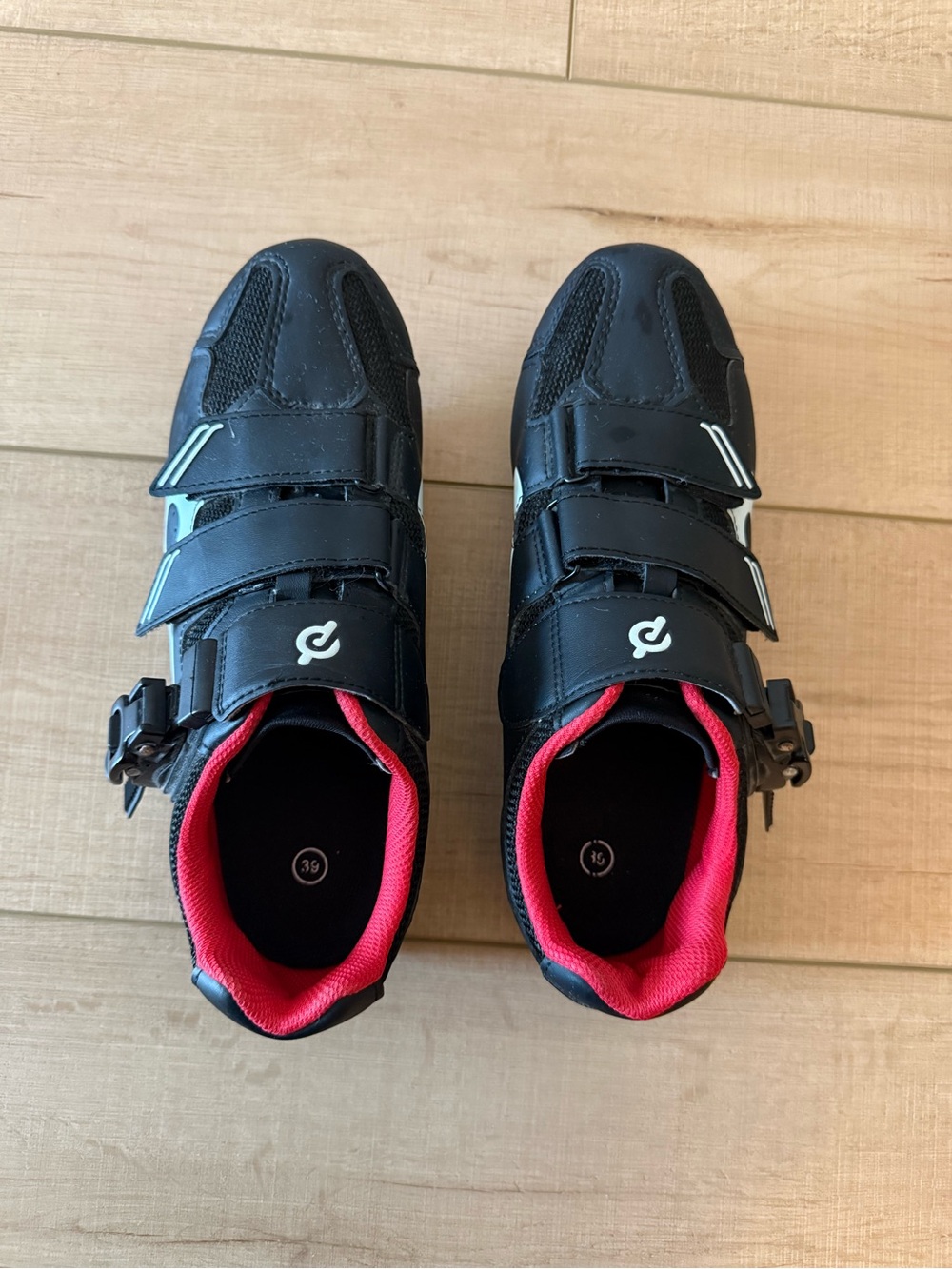 Peloton Women’s Cycling Shoes 39/8